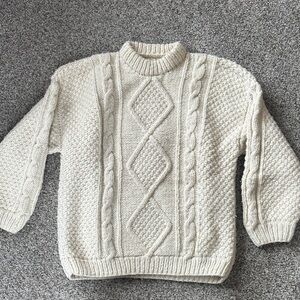 Elegant Vintage Cable Knit Sweater